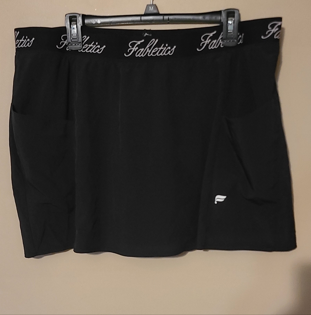 Fabletics Black Athletic Skort With Pockets Size … - image 1